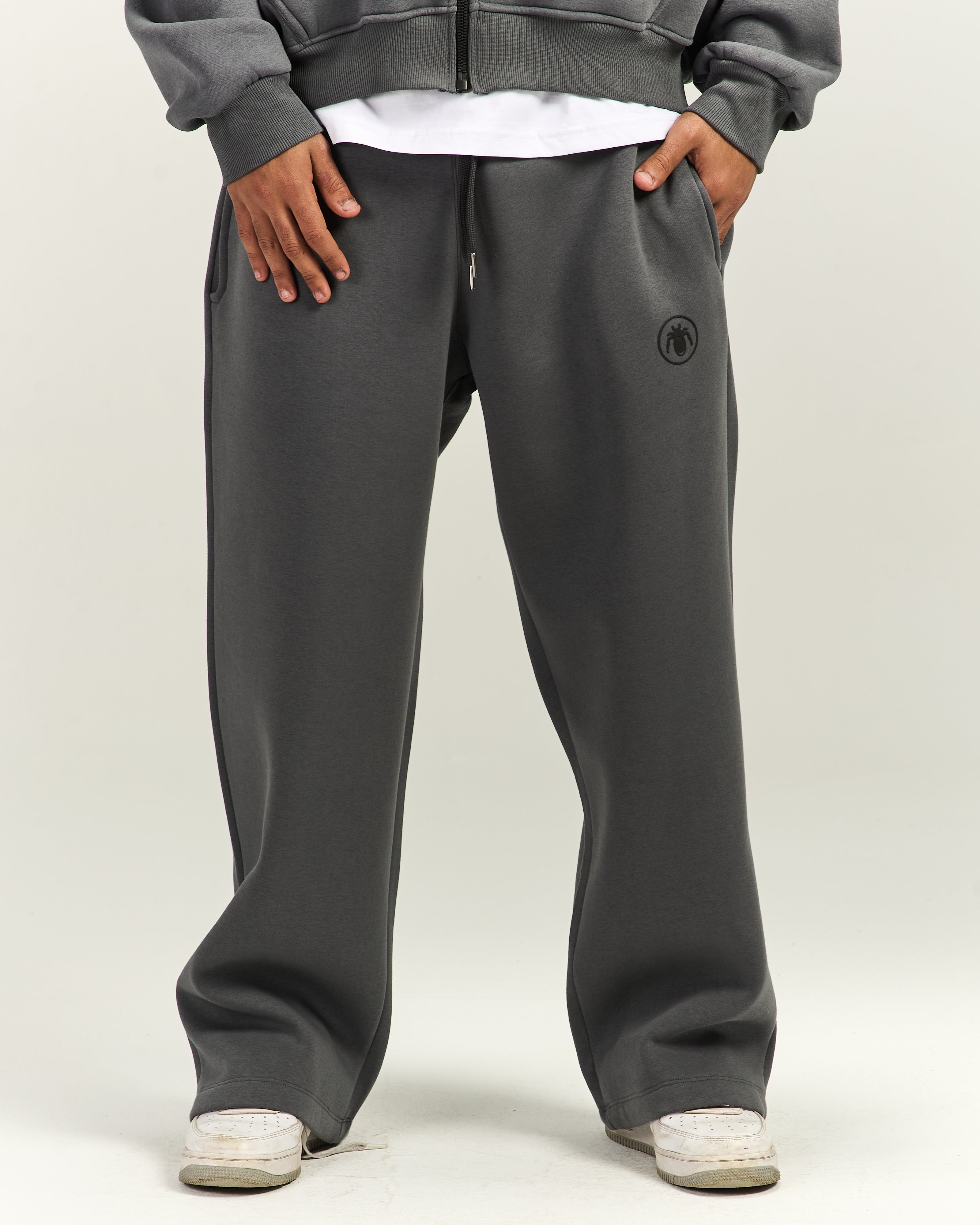 Silver heart dark gray sweatpants main image 0