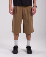 Camel pleated shorts