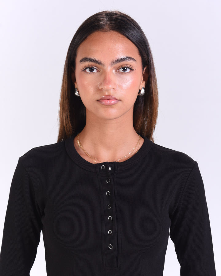 Black Snap Henley