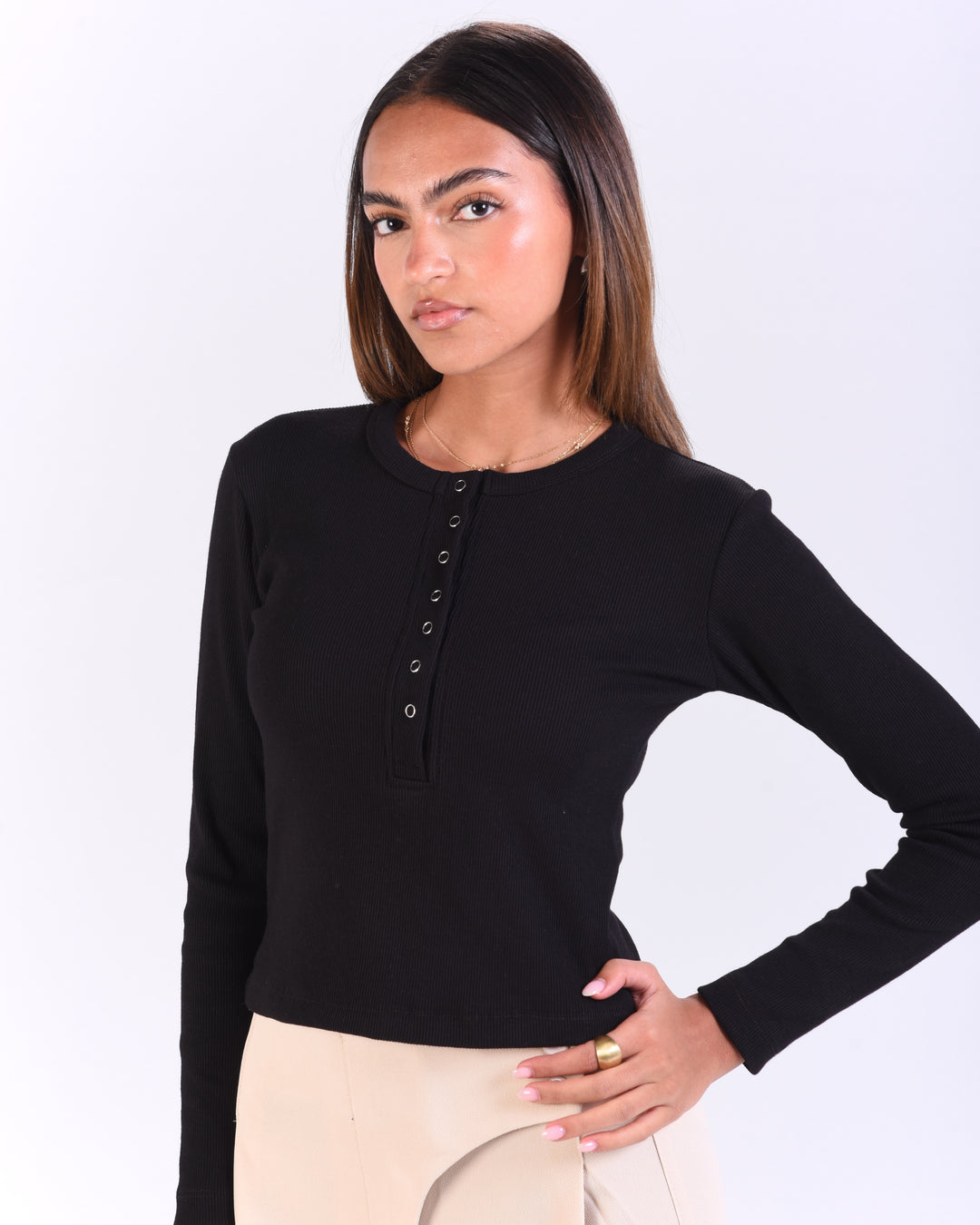 Black Snap Henley