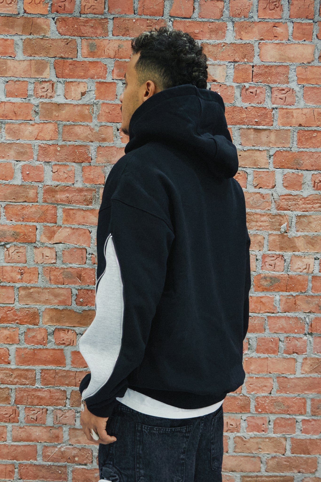 Scamper zipped Hoodie