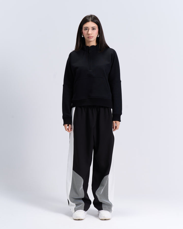 Black quarter zipup top