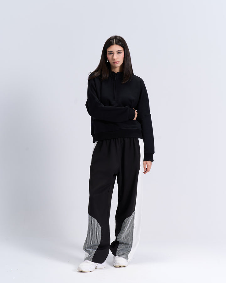 Black quarter zipup top