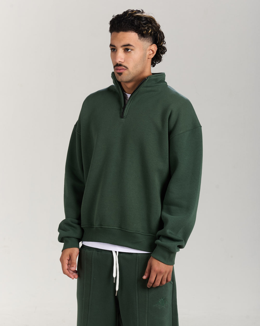 Green quarter zipup